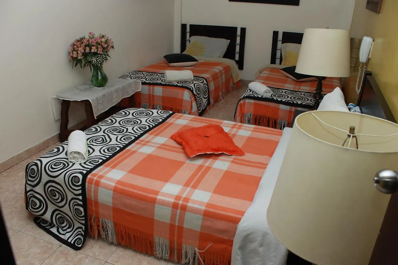 Hotel Travel Empresarial 보고타 3*,